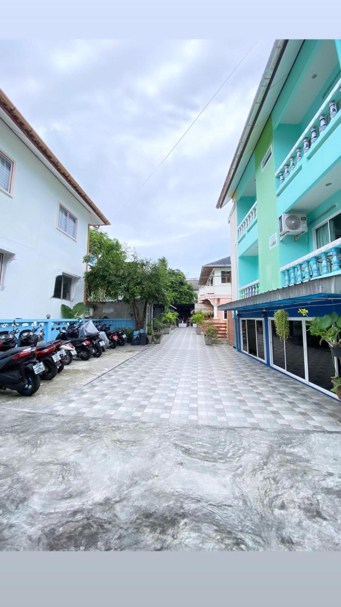 The Villa Residences Resort Patong Exterior photo